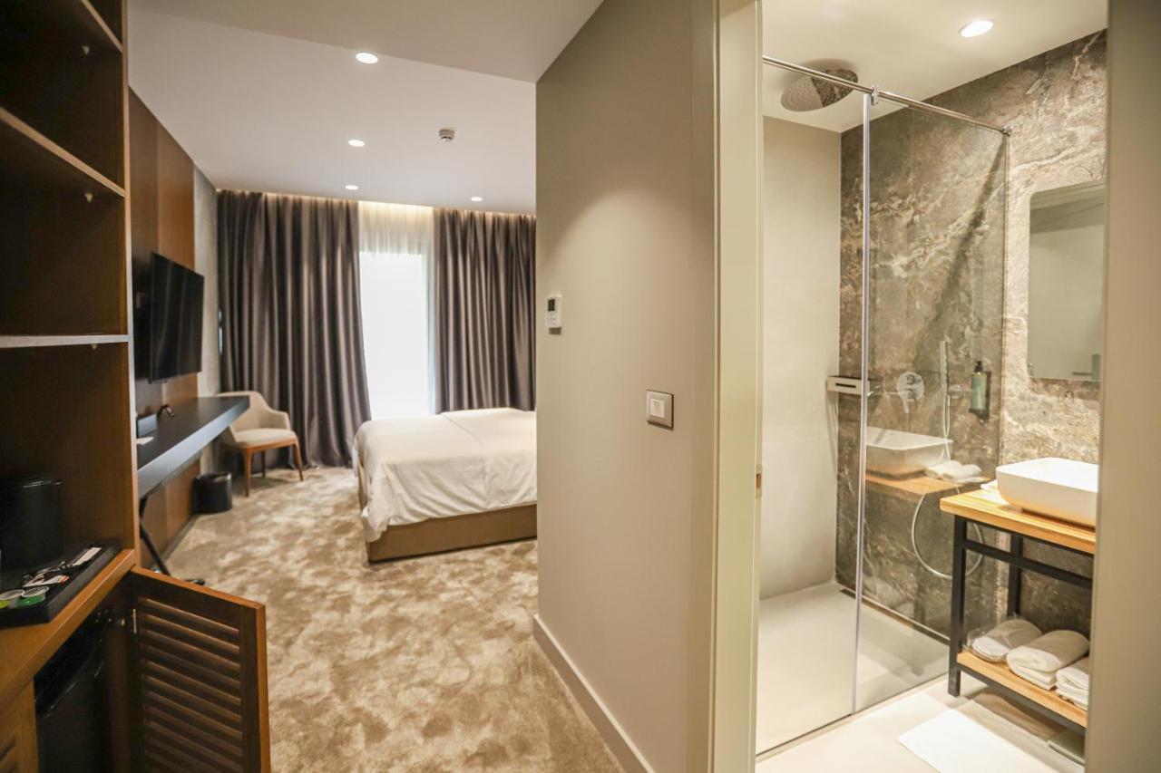Urbanin Apartment & Hotel Tiranë Luaran gambar