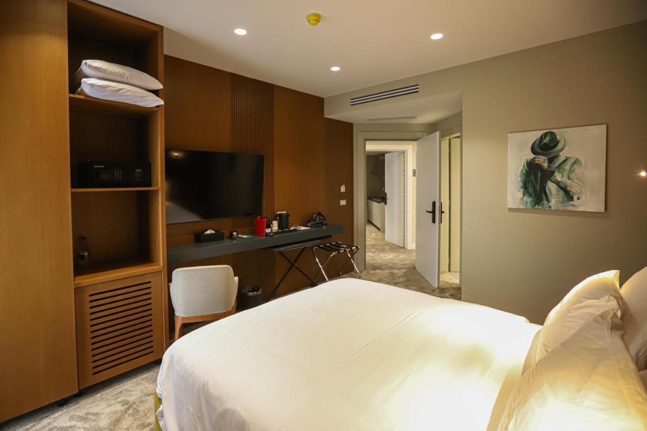 Urbanin Apartment & Hotel Tiranë Luaran gambar