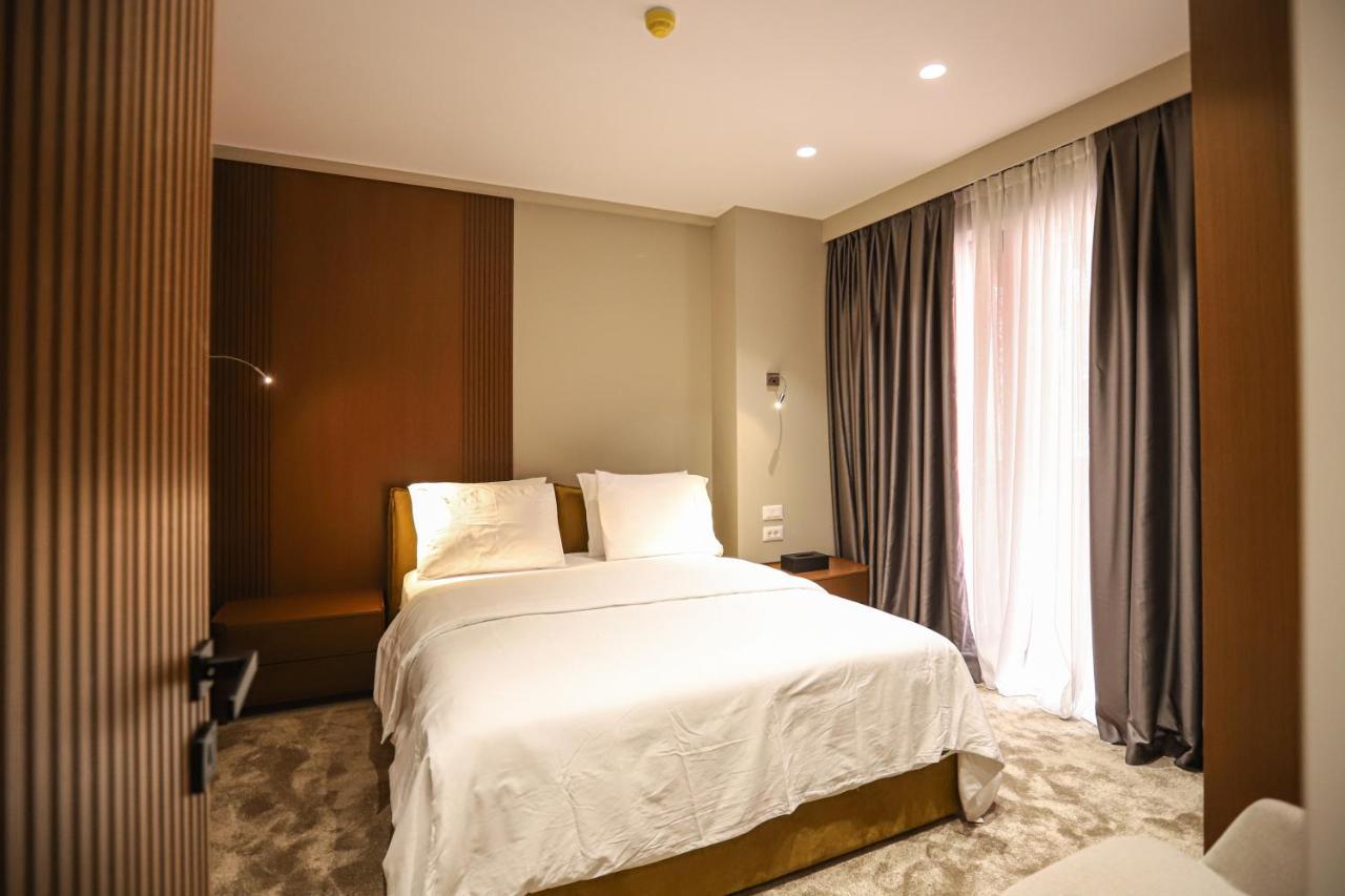 Urbanin Apartment & Hotel Tiranë Luaran gambar
