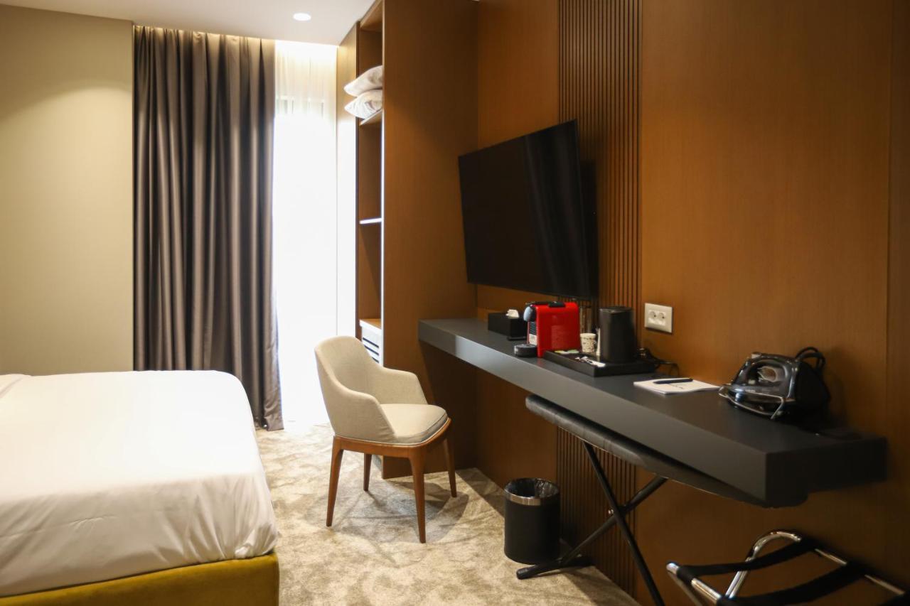 Urbanin Apartment & Hotel Tiranë Luaran gambar