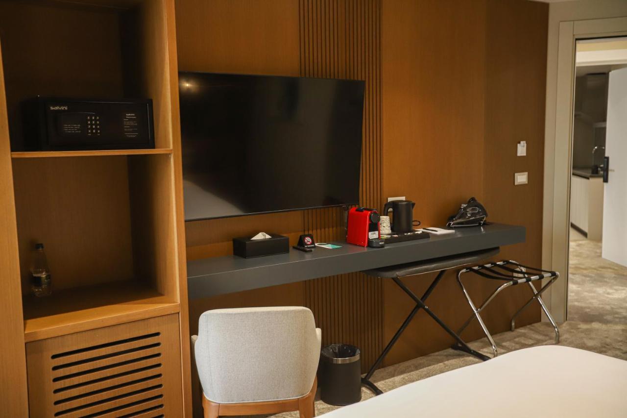Urbanin Apartment & Hotel Tiranë Luaran gambar
